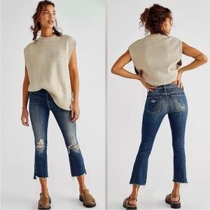 MOTHER The Insider Crop Step Fray in Wicked Wildflower Size 27 Medium Wash